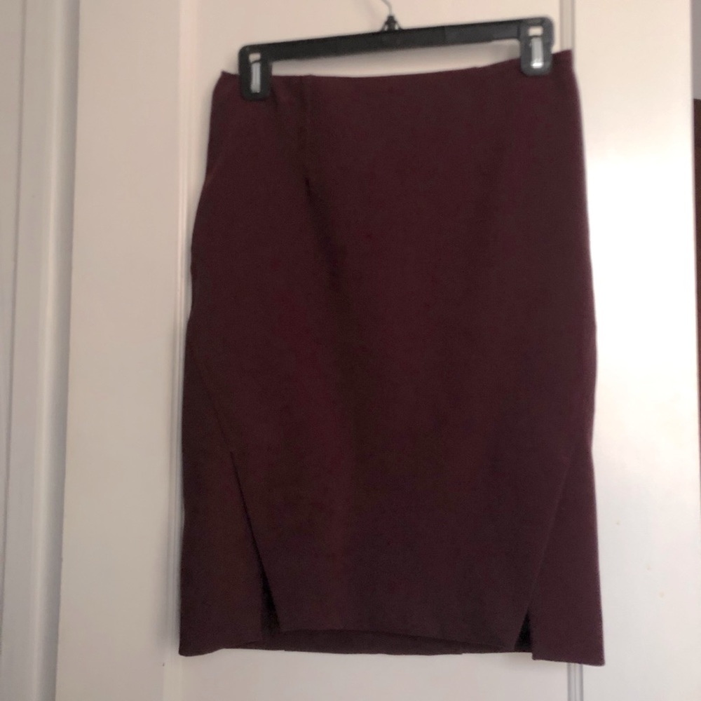 Burgundy pencil skirt